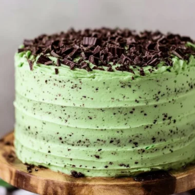 Delicious Chocolate Mint Cake with a rich chocolate and mint flavor