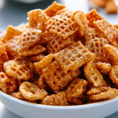 Delicious Caramel Crispix snack with a crunchy caramel coating