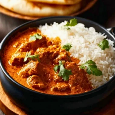 Delicious Crockpot Butter Chicken with spices and tender chicken pieces