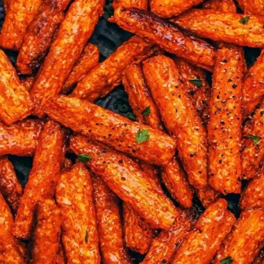 Air fryer carrots recipe with vibrant orange carrots in a bowl