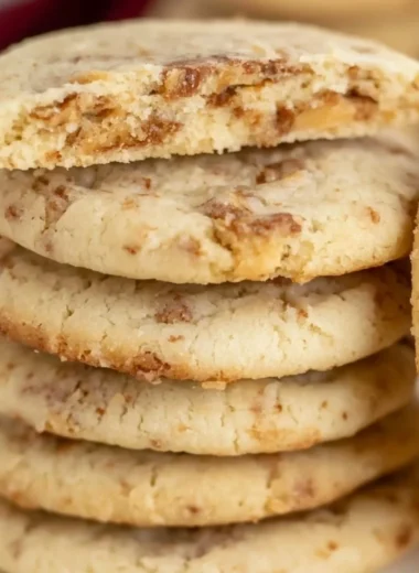 Delicious toffee butter icebox cookies ready to enjoy